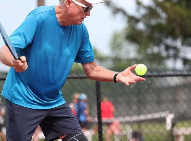 How To Regrip A Pickleball Paddle