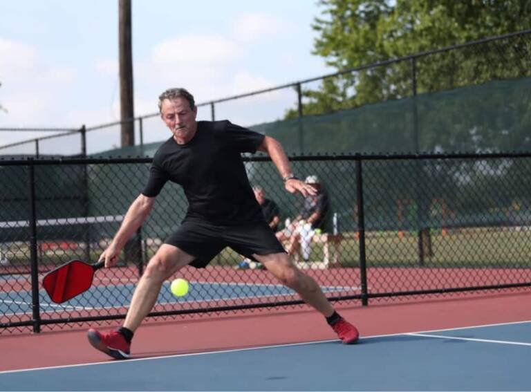 How to become a pickleball pro